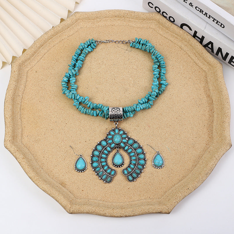 Retro Round Turquoise Flower Pendant Necklace Set – Vintage Style Jewelry
