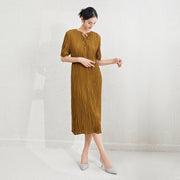 Dresses for women with a sense of niche design. Lace up waist with bubble sleeves for long dresses