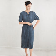 Dresses for women with a sense of niche design. Lace up waist with bubble sleeves for long dresses